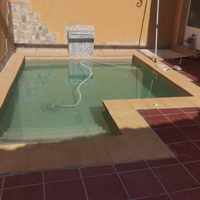 construcción de piscinas