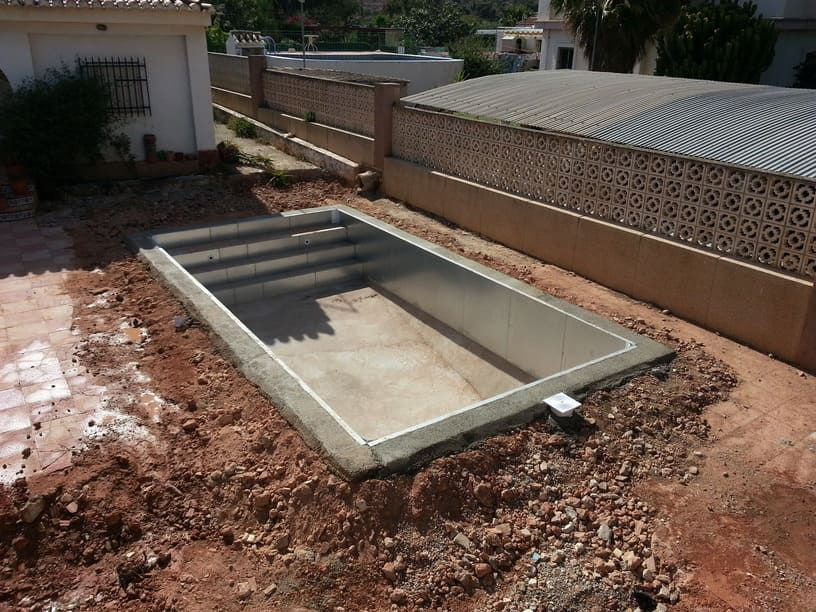 construcción de piscinas